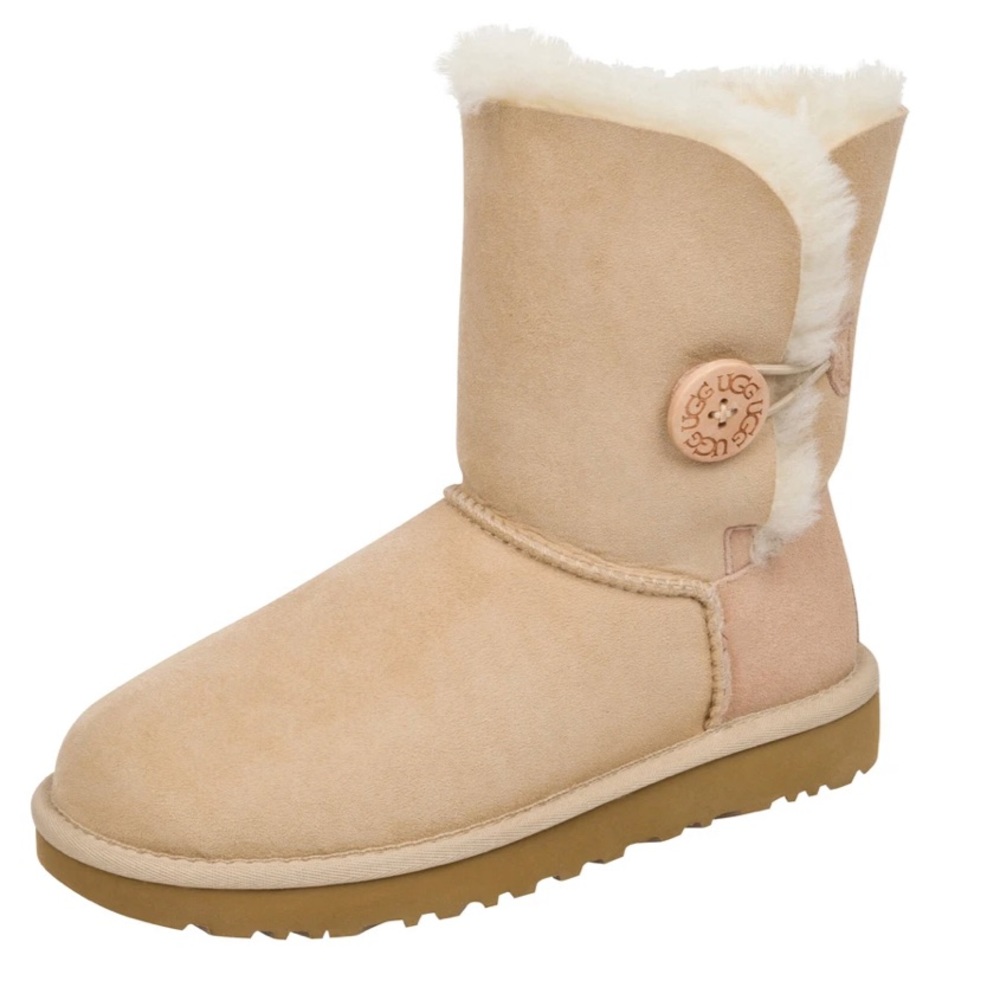 8 Ugg Bailey Button - Sand - image 1